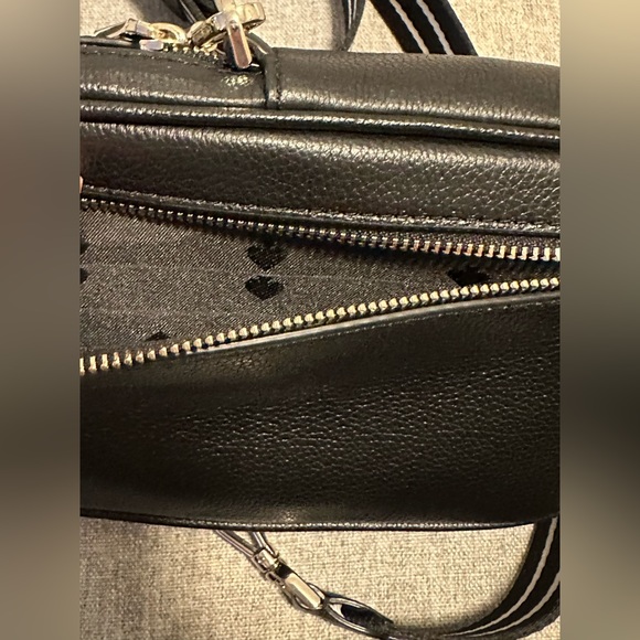 Kate Spade Crossbody - Picture 8 of 8